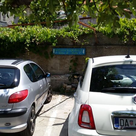 Studio Toma With Private Parking Place Šibenik Dış mekan fotoğraf